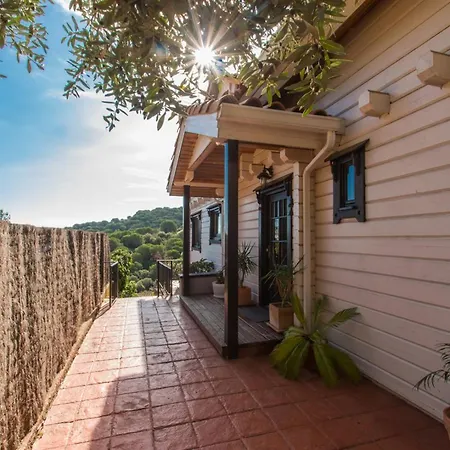 Casa de Férias Finland House Barcelona- Ideal Familias Argentona